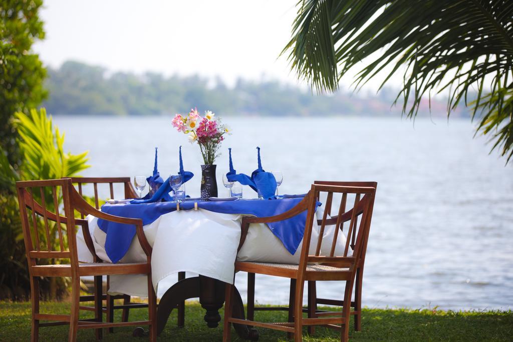 Waterside Bentota Hotel Exterior photo