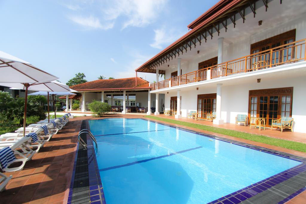 Waterside Bentota Hotel Exterior photo